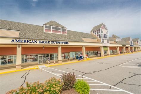 Tanger outlet tilton tilton nh - Kitchen Collection Outlet store located in Tilton, New Hampshire - NH, address: 120 Laconia Road, Tilton, New Hampshire - NH 03276, GPS: 43.458262, -71.561508. Kitchen Collection outlet store opening hours, location, directions, deals and coupons.